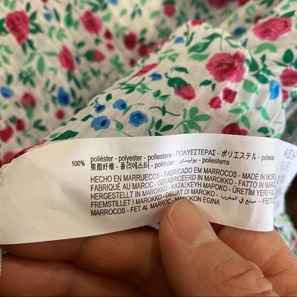 NEW Zara floral button up top - Picture 13 of 13